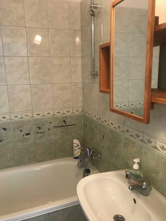 Cool & Pool Apartman Apartment Balatonfured Exterior photo
